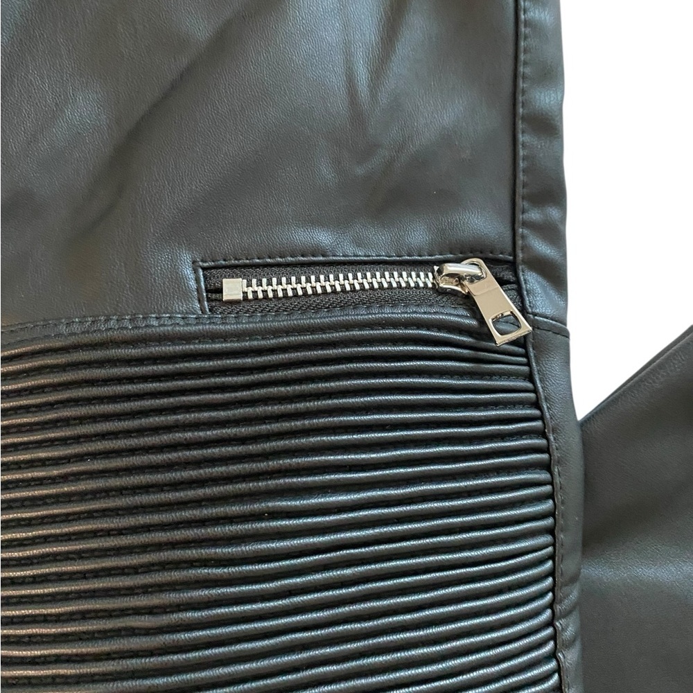Zara Faux Leather Moto Legging – Mid Rise – Size M - Picture 9 of 9